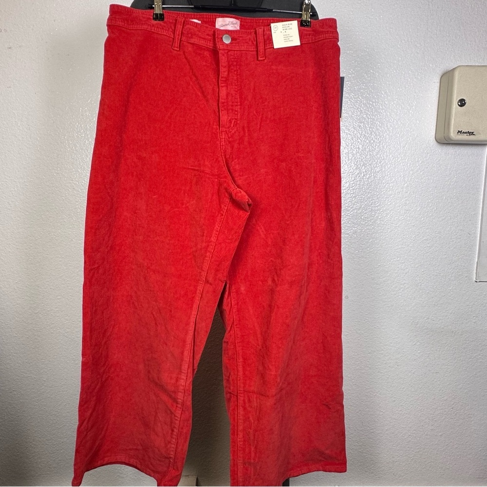 Universal Thread |  Women Bright Red Corduroy Pants‎